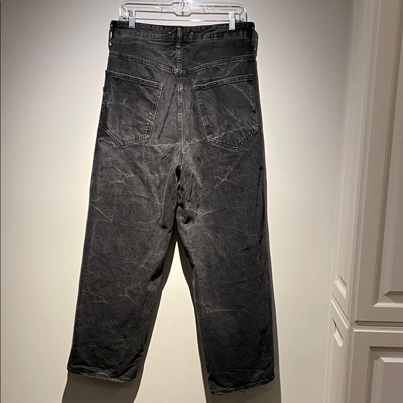 Zara Men’s Distressed Black  Denim Jeans - Picture 5 of 5